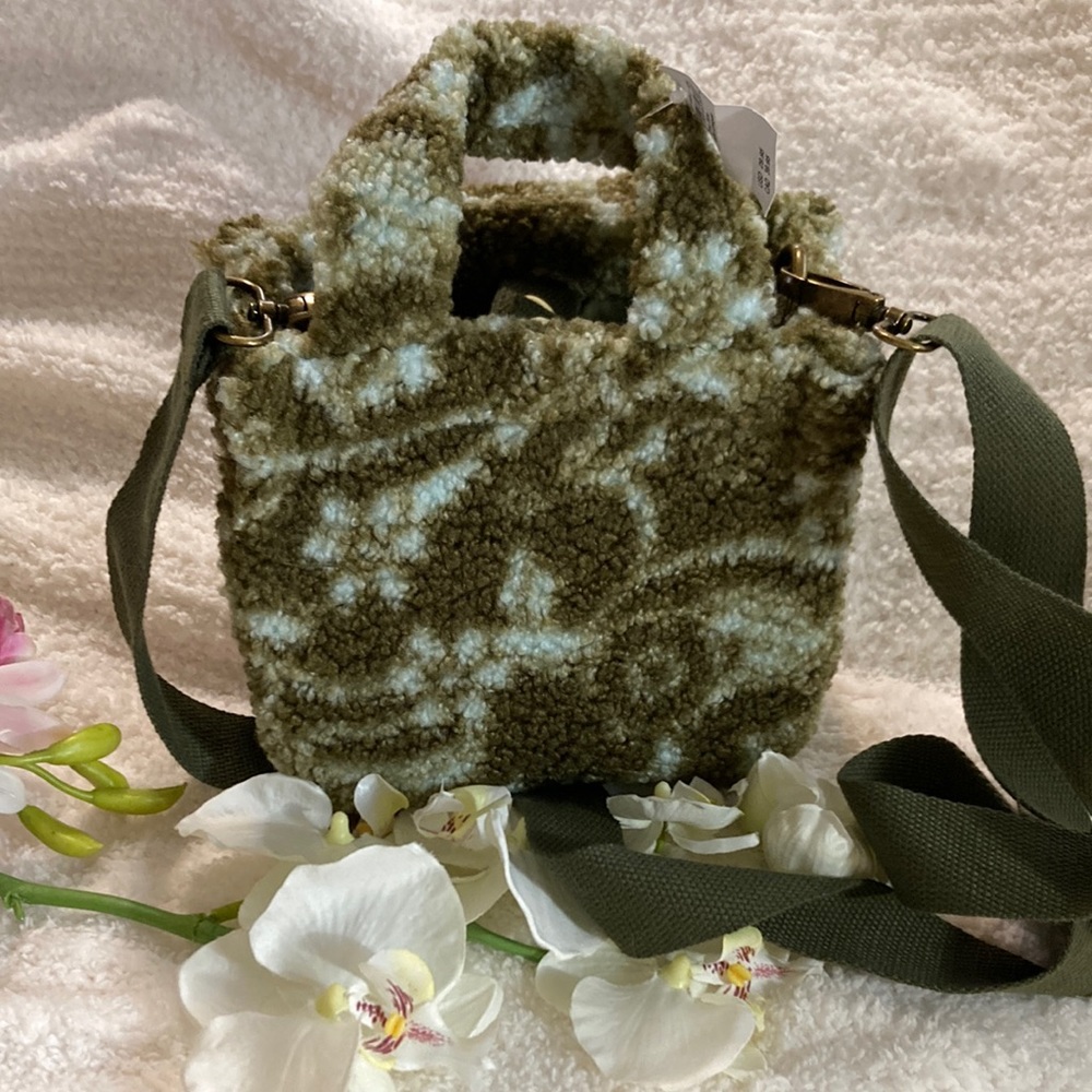 American Eagle Purse